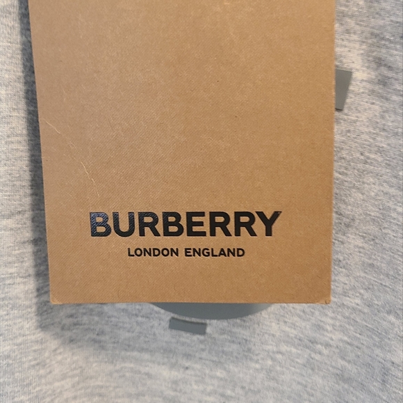 ORIGINAL BURBURRY T-SHIRT size XX SMALL - Picture 2 of 6